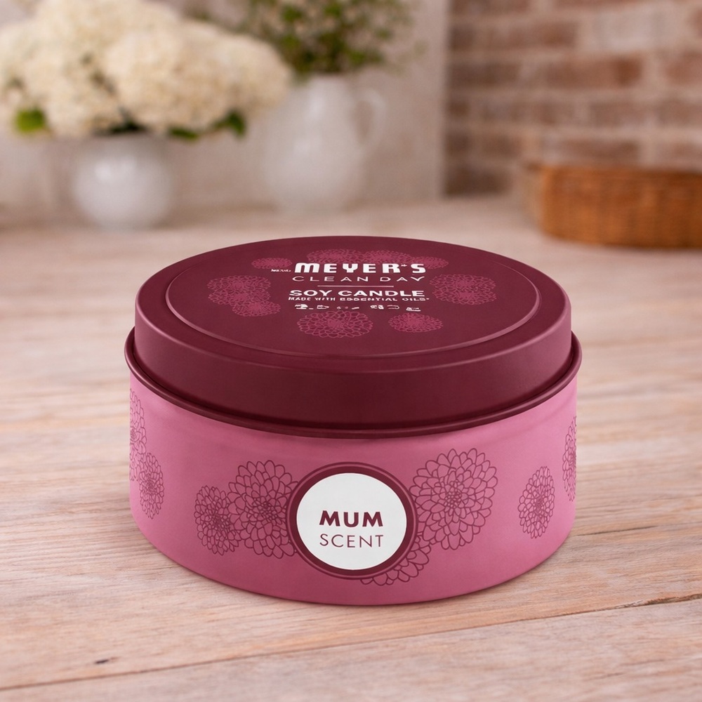 Mrs Meyer’s Clean Day Soy Candle - Mum Scent - 2.9 oz